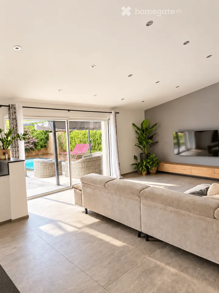 Casa indipendente a Monnetier-Mornex con piscina e studio indipendente – foto 2 di 8