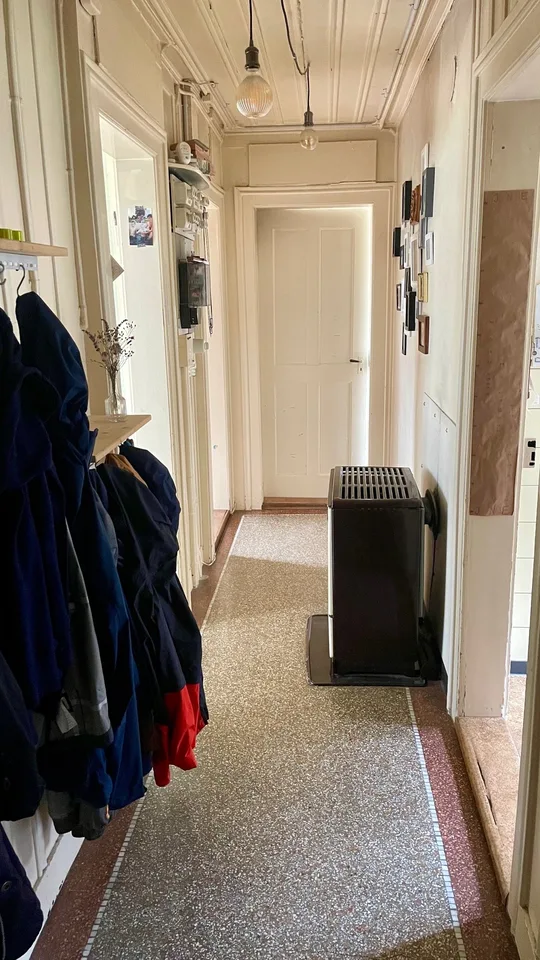 Charmante 4-Zimmer-Altbauwohnung mit Balkon in Bern-Bethlehem – Foto 9 von 12
