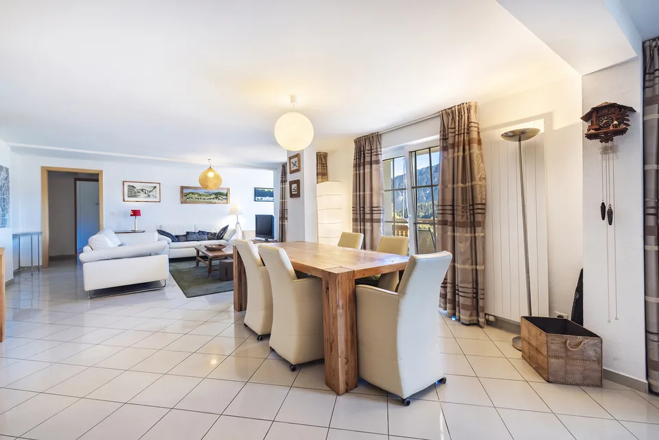 Meraviglioso appartamento di 4.5 locali di alta classe nel cuore del villaggio – foto 6 di 13