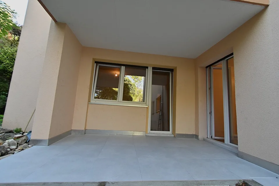Zweieinhalb-Zimmer-Wohnung mit Terrasse in Neuchâtel – Foto 9 von 12