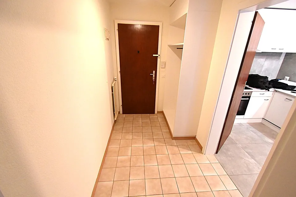 Zweieinhalb-Zimmer-Wohnung mit Terrasse in Neuchâtel – Foto 4 von 12