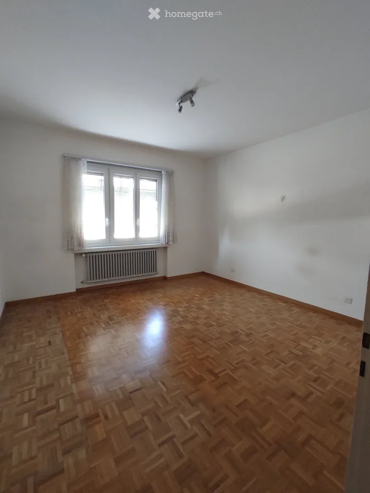 Komfortables 2,5-Zimmer-Apartment im Zentrum von Mendrisio – Foto 4 von 5