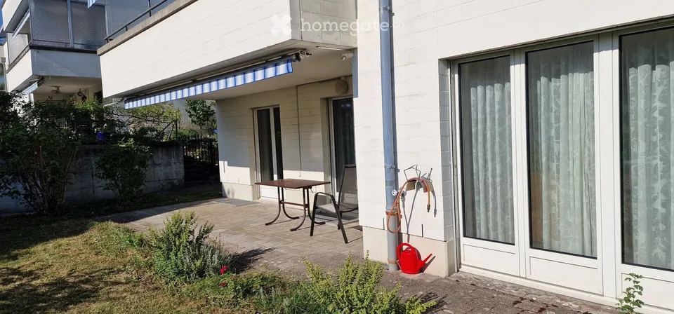 Appartamento giardino di 4,5 locali con camino e due posti auto sotterranei a Effretikon – foto 25 di 25