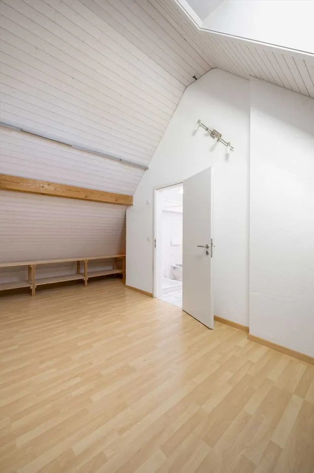 Maisonette Wohnung 2. OG – Foto 14 von 16