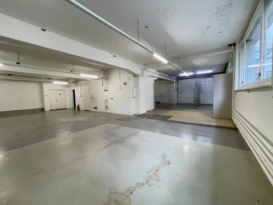 Workshop and storage space with delivery in walking distance to the train station – photo 6 of 13