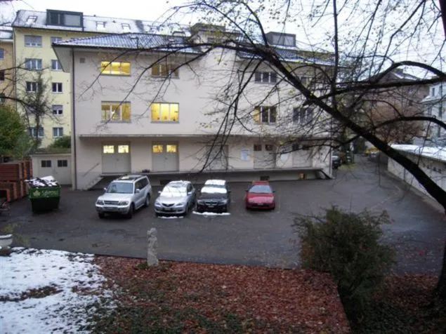 EINZELGARAGEN BOX nähe Manesseplatz – Foto 3 von 5