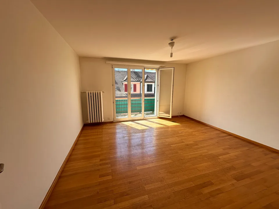 Delizioso appartamento di 3 locali in posizione ottimale – disponibile per affitto a tempo limitato! – foto 5 di 12