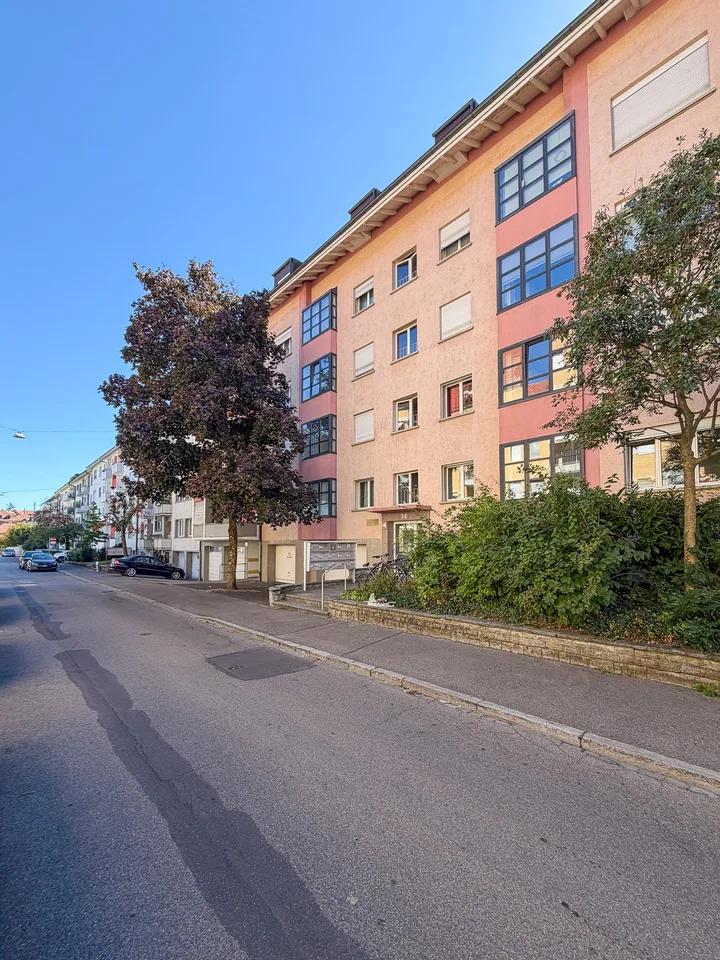 Casa con balcone e giardino – foto 17 di 23