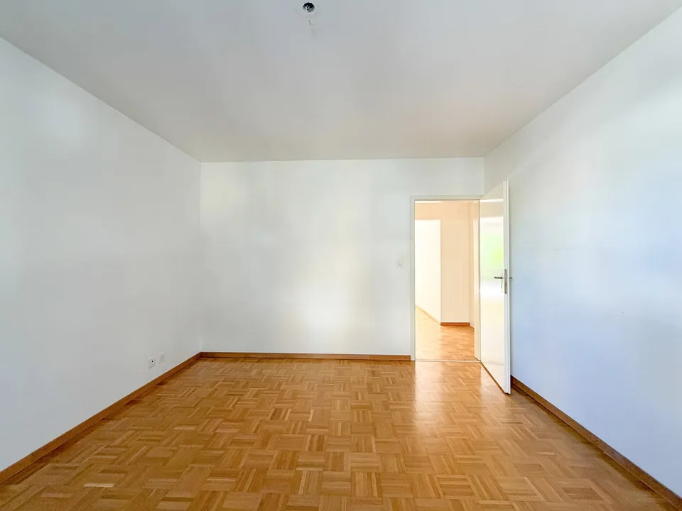 Casa con balcone e giardino – foto 11 di 23