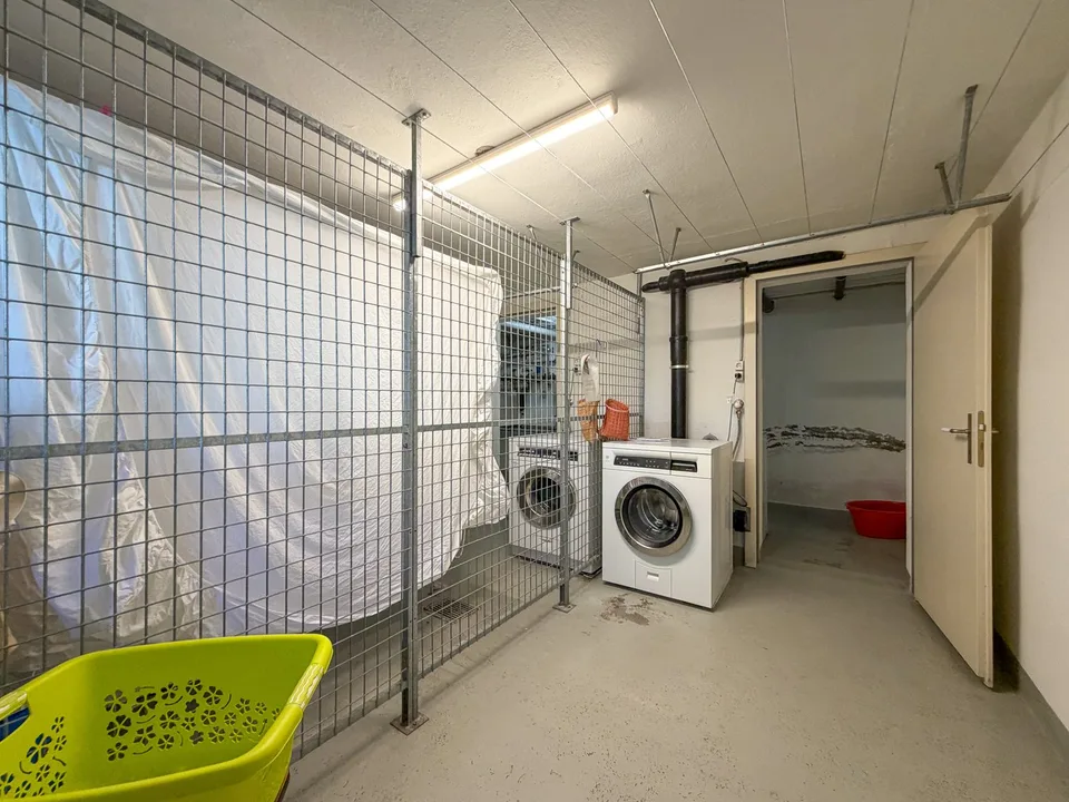 Casa con balcone e giardino – foto 16 di 23
