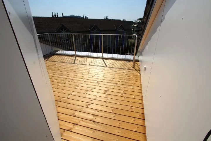Appartement 3.5 pièces avec balcon et tour de buanderie privée – photo 15 sur 23