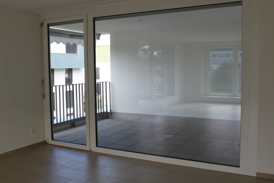 Schöne helle und grosse 4.5 Zimmer Wohnung Rhypark 7b, 5080 Laufenburg – Foto 2 von 5
