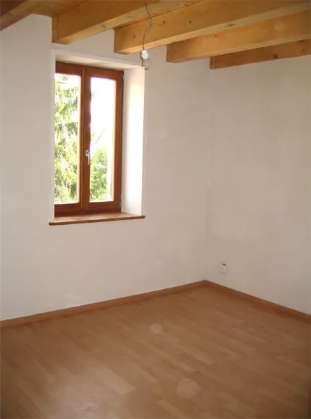 Village house with garden and modern comfort – photo 12 of 13