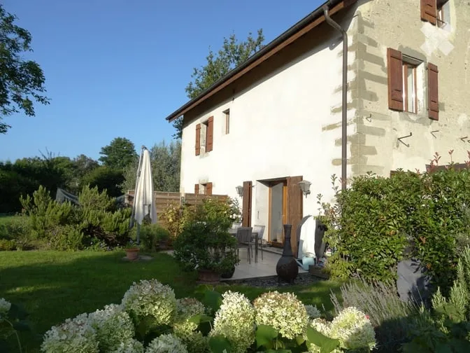 Village house with garden and modern comfort – photo 3 of 13