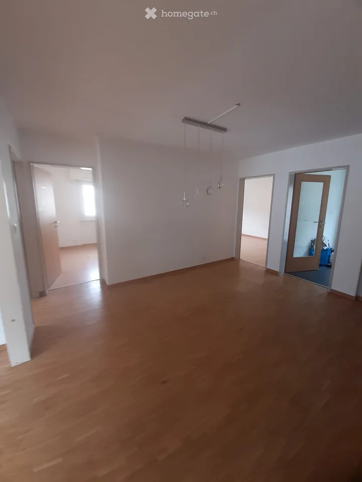 4,5 Zimmer Wohnung zu vermieten – Foto 5 von 5