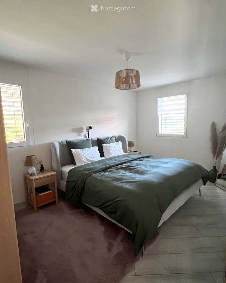 Wohnung 3,5 Zimmer mit großer Terrasse und Garten – Foto 3 von 5