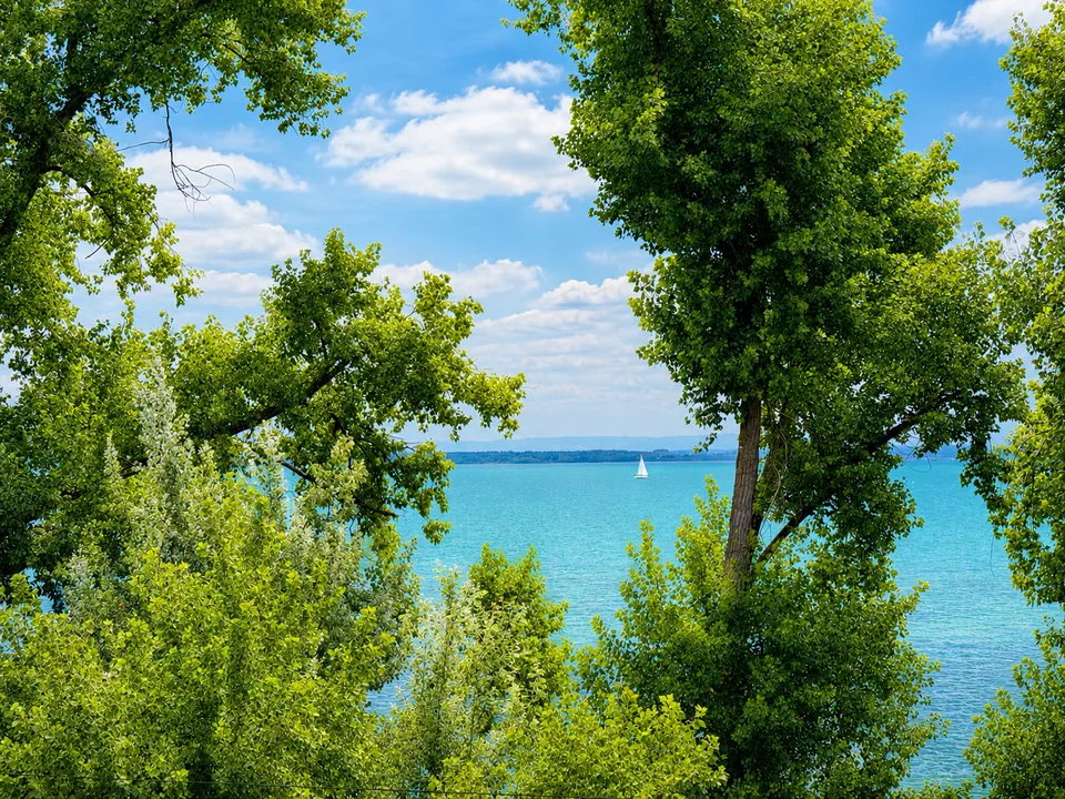 Habiter en première rangée du lac – Appartement attique exclusif de 6,5 pièces avec vue imprenable sur le lac de Constance – photo 3 sur 30