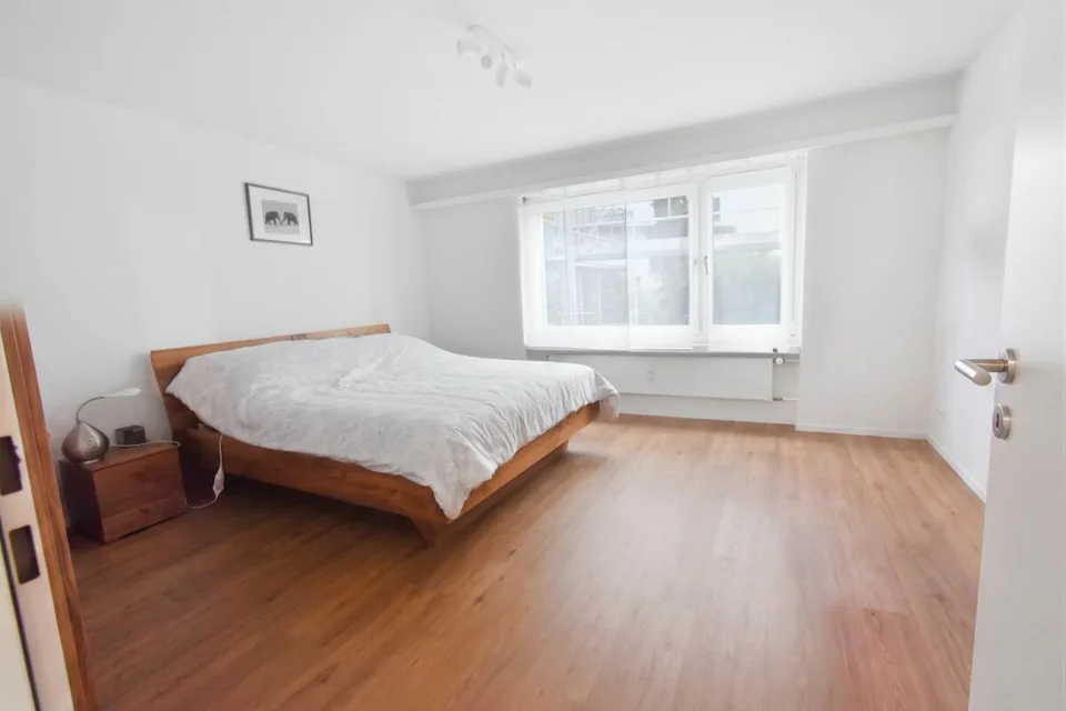 Renovierte 4.5 Zimmer-Eigentumswohnung – Foto 7 von 13