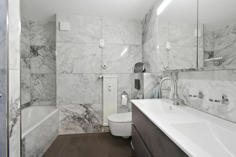 Renovierte 4.5 Zimmer-Eigentumswohnung – Foto 9 von 13