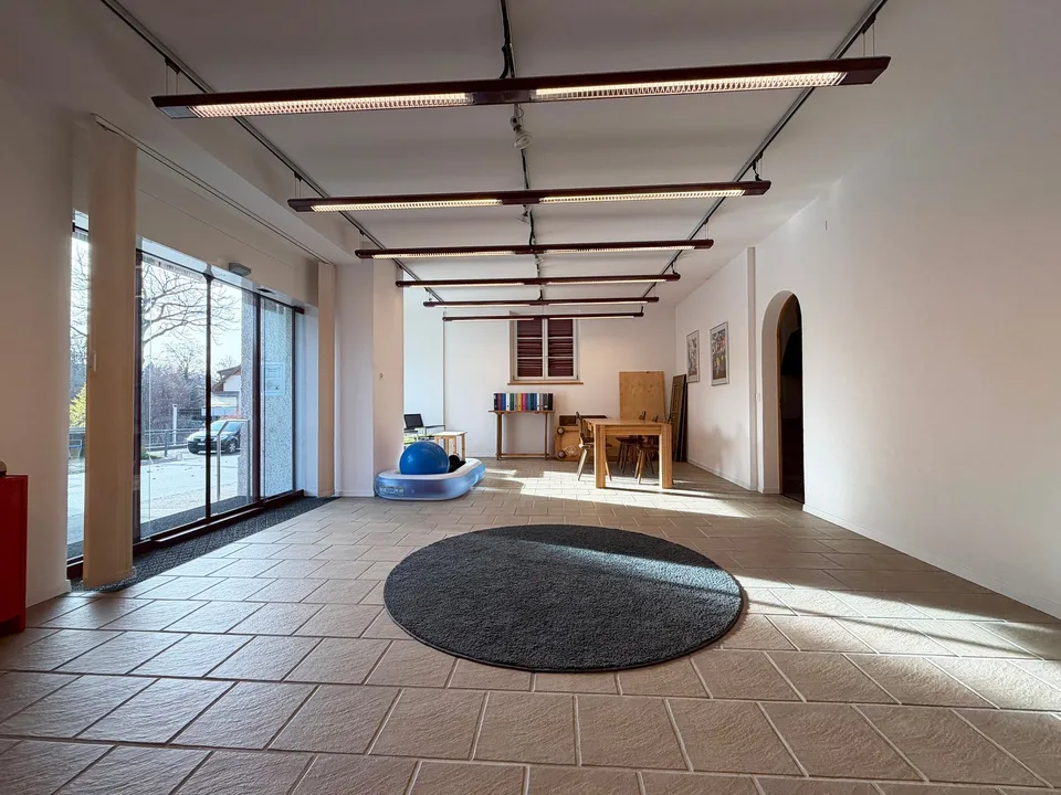 Local Commercial / Atelier au Centre de Niederscherli – photo 6 sur 20