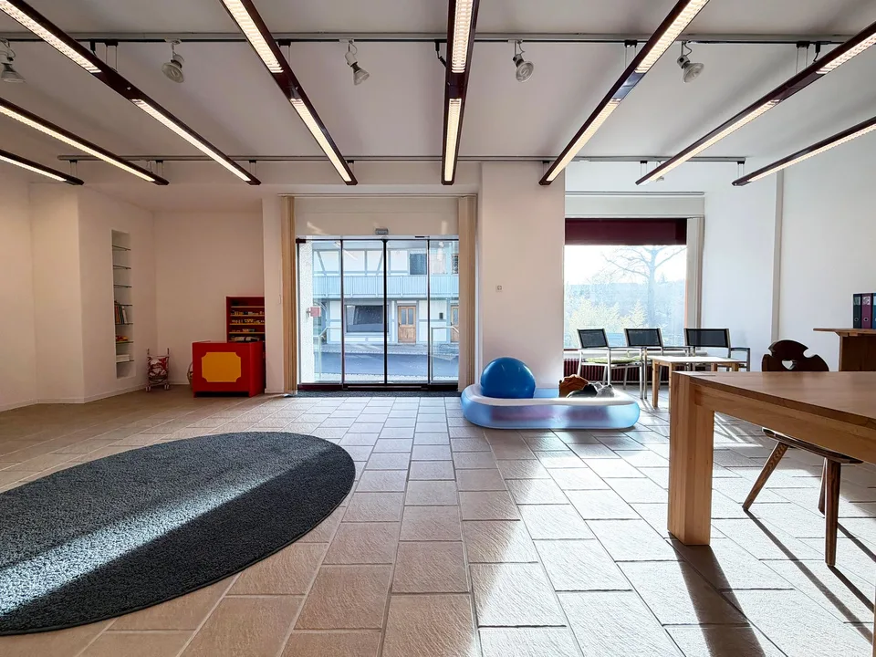 Local Commercial / Atelier au Centre de Niederscherli – photo 5 sur 20