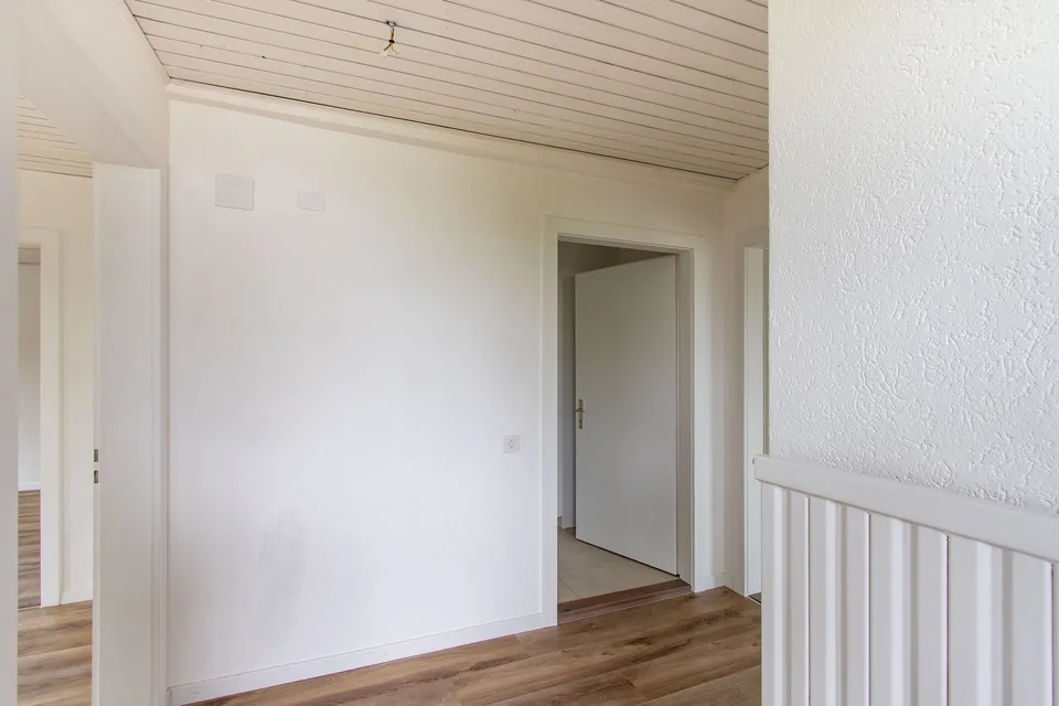 Incantevole appartamento di 3 locali in un edificio storico nella tranquilla Merlach – disponibile immediatamente – foto 3 di 12