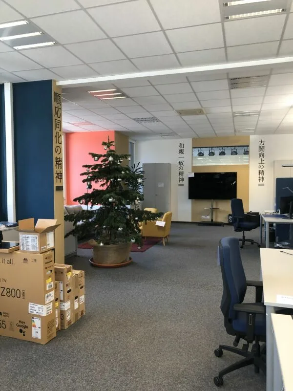 358 m² Büro im EG mit 3.5 m Raumhöhe - flexibel einteilbar – Foto 8 von 14