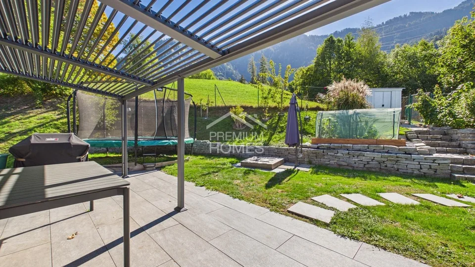 A piece of paradise with panoramic views – photo 11 of 13