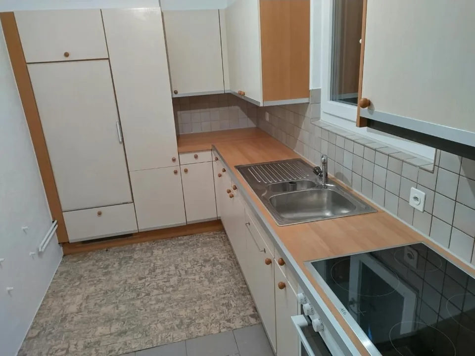 Ein Monat kostenlos! 4-Zimmer-Wohnung in Perrefitte (BE) – Foto 9 von 13