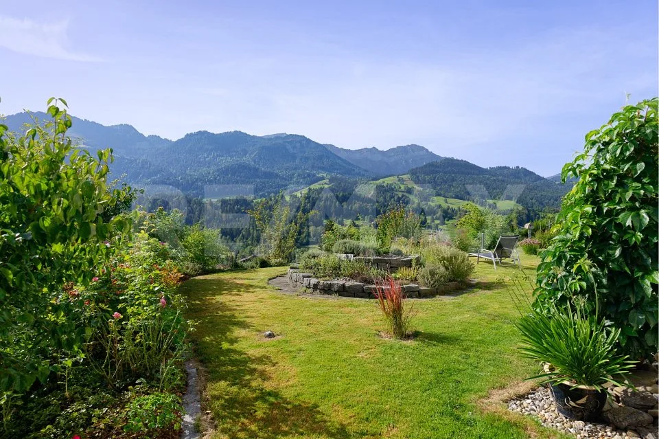Living with a wide view - a home in a special location with a view – photo 3 of 13