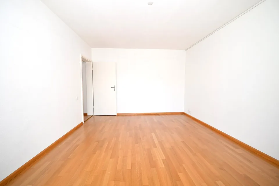 Gepflegte 5.5-Zimmer-Wohnung mit Fernsicht im Baurecht auf dem Bruderholz – Foto 7 von 20