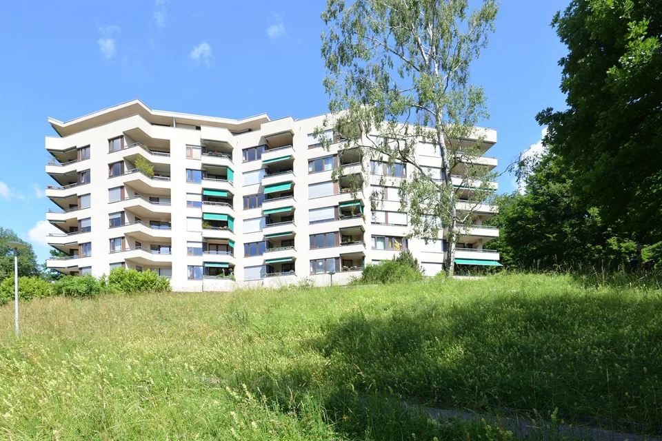 Gepflegte 5.5-Zimmer-Wohnung mit Fernsicht im Baurecht auf dem Bruderholz – Foto 19 von 20