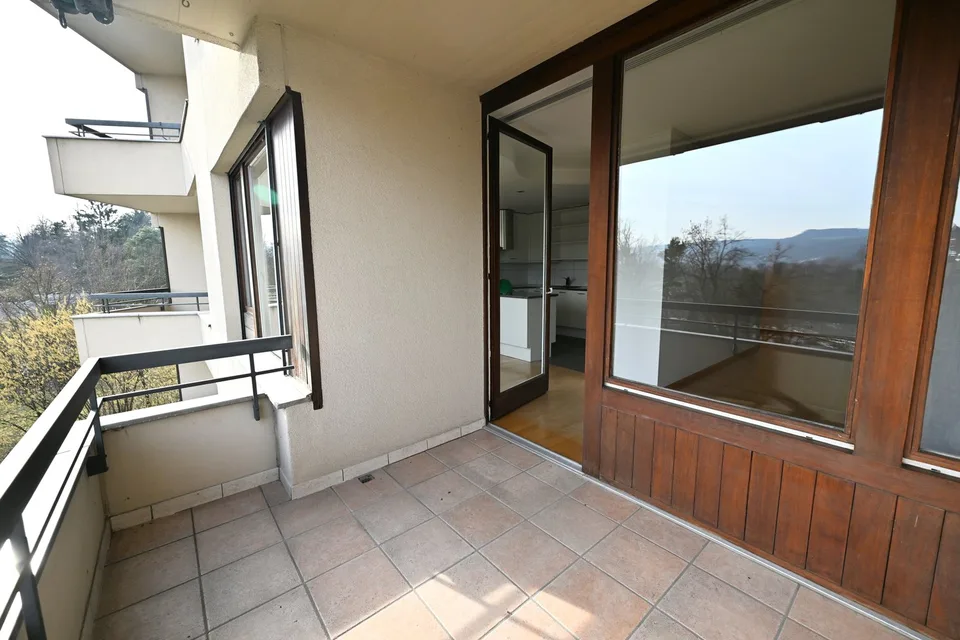 Gepflegte 5.5-Zimmer-Wohnung mit Fernsicht im Baurecht auf dem Bruderholz – Foto 14 von 20