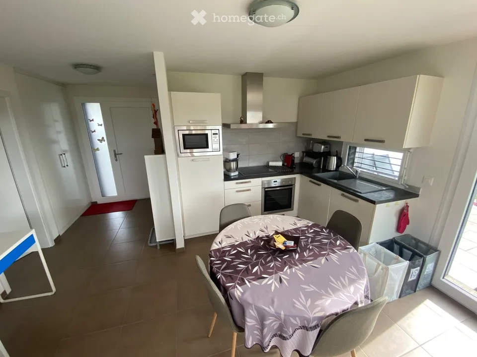 Charmanter möbliertes Apartment mit 2.5 Zimmern – Foto 2 von 5