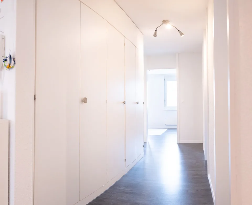 Ampio appartamento di 4,5 locali con vista a Kirchlindach – foto 16 di 26