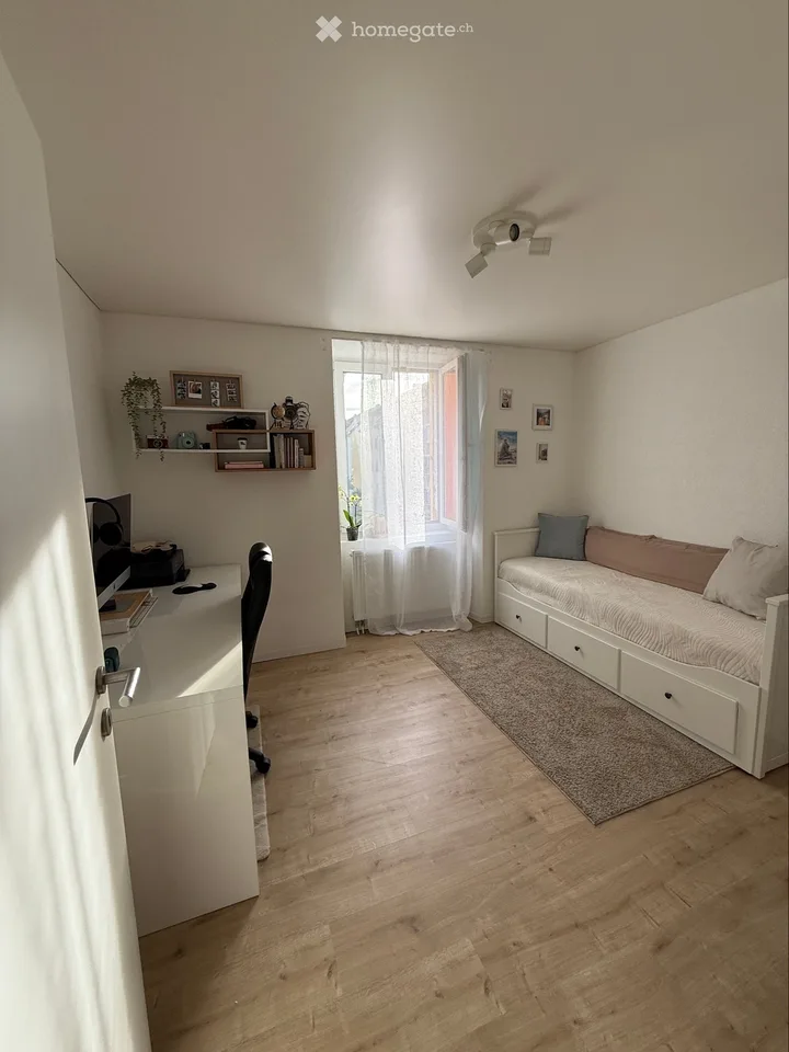 Wohnung 3,5 Zimmer in La Chaux-de-Fonds Mit Garage – Foto 5 von 5