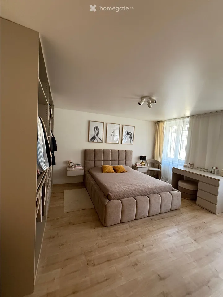 Wohnung 3,5 Zimmer in La Chaux-de-Fonds Mit Garage – Foto 4 von 5