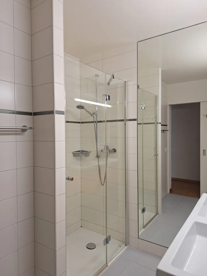 Bel appartement 4.5 pièces avec balcon à Vevey – photo 6 sur 7