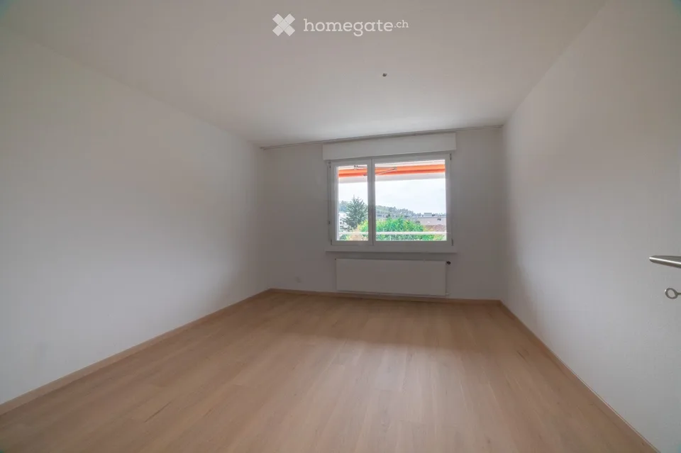 Frisch renoviertes Wohnglück mit Weitsicht inklusive PP – Foto 4 von 5