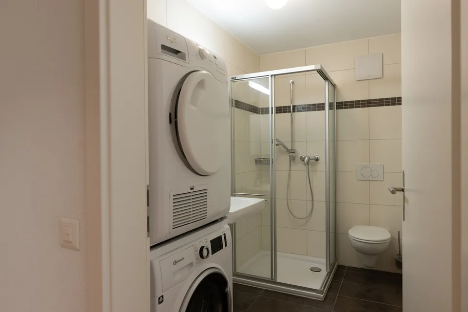 Wohnung mit 3.5 Zimmern von 97.7 m² mit Balkon – La Tour-de-Trême – Foto 8 von 9