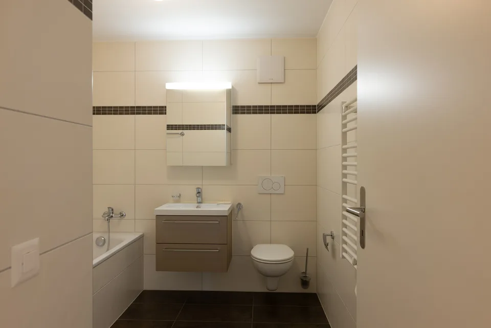 Wohnung mit 3.5 Zimmern von 97.7 m² mit Balkon – La Tour-de-Trême – Foto 7 von 9