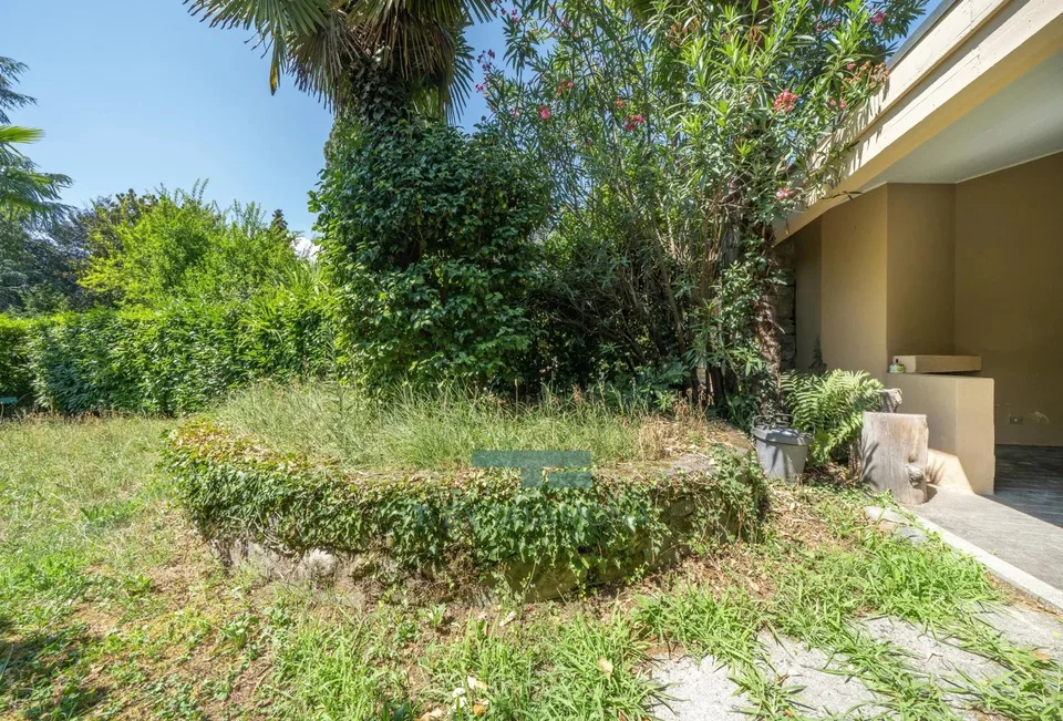Row house with garden and terrace in Parco Hermitage – photo 13 of 13