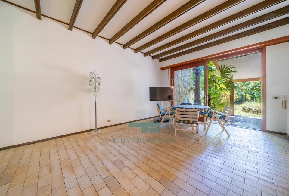 Row house with garden and terrace in Parco Hermitage – photo 7 of 13