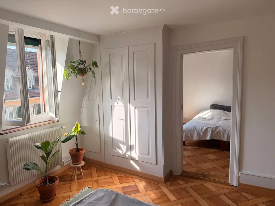 Kernsanierte 3.5 Zimmer Maisonette Wohnung in der Lorraine – Foto 3 von 5