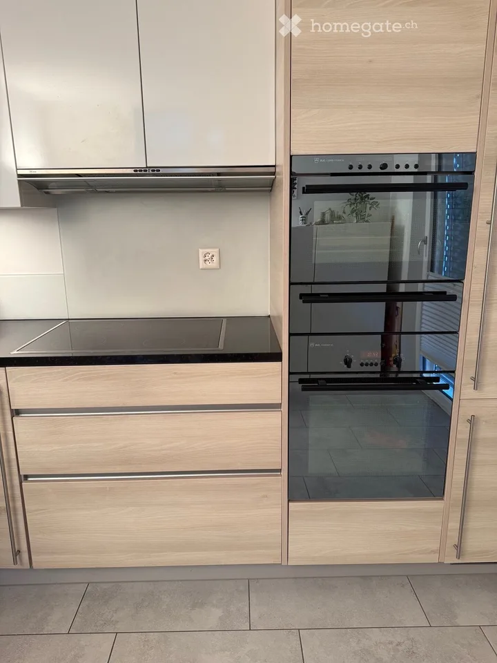 Vivere con vista: appartamento spazioso 4.5 locali con due balconi a Glarus – foto 9 di 13