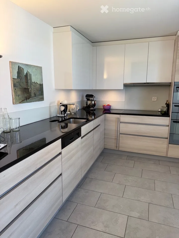 Vivere con vista: appartamento spazioso 4.5 locali con due balconi a Glarus – foto 8 di 13