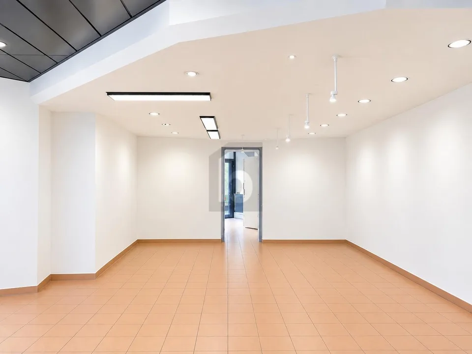 IDEAL LOCATION, SPACIOUS AND BRIGHT – photo 4 of 6