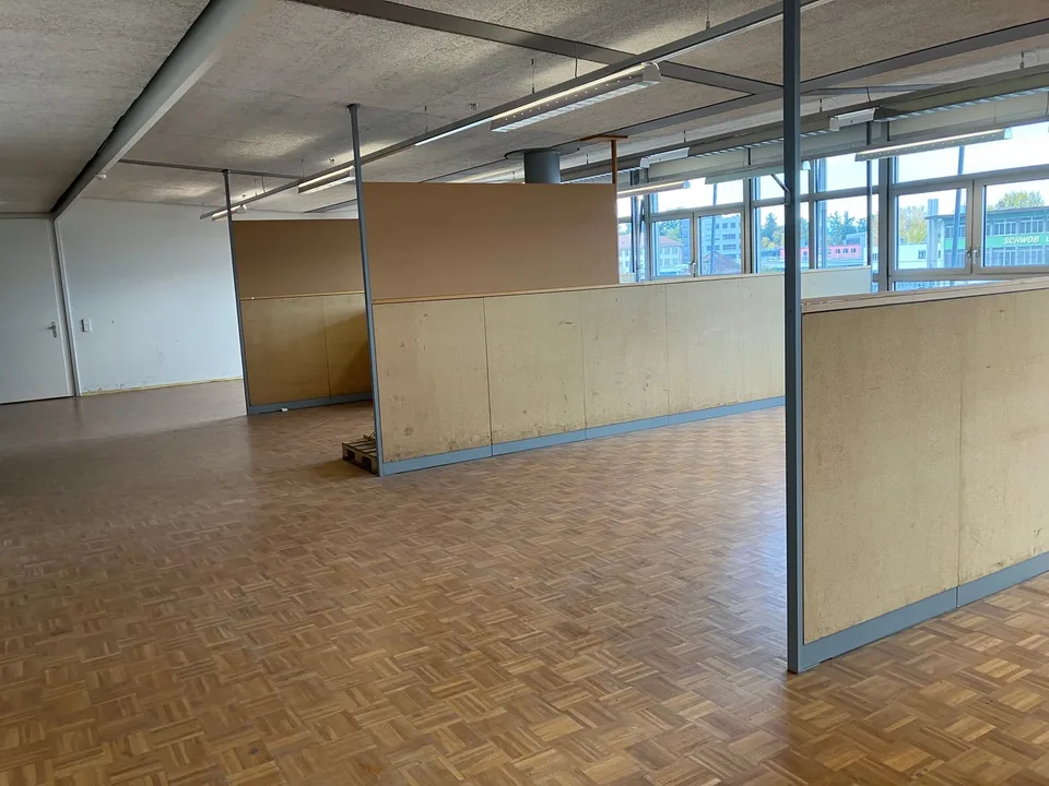 Spacious commercial premises for interim use – photo 7 of 10