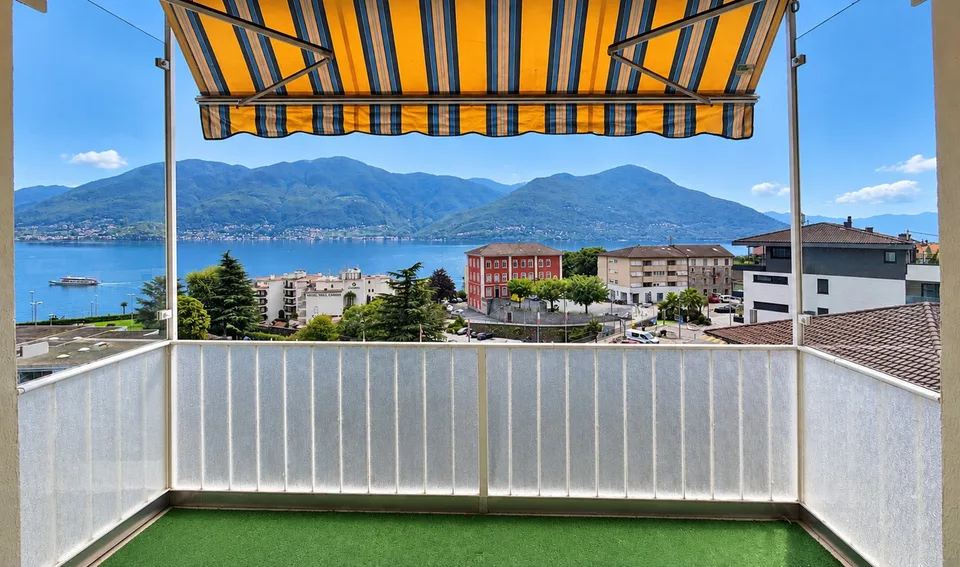 Abitazione primaria: 6.5 locali con vista lago – photo 3 sur 22