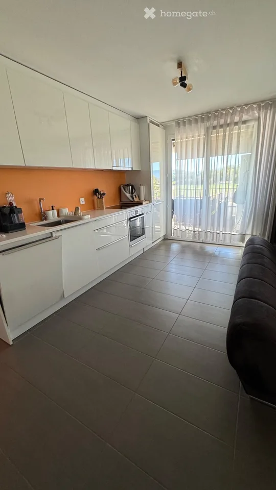 Zu vermieten 2,5-Zimmer-Wohnung in Payerne – Foto 2 von 5